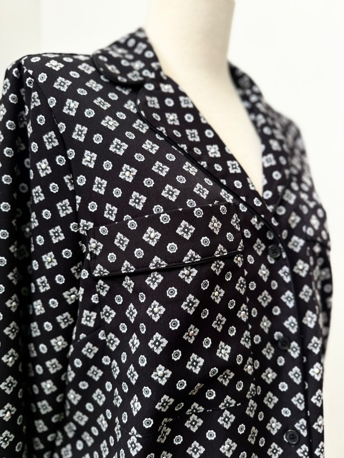 Michael Kors Studded Medallion Set