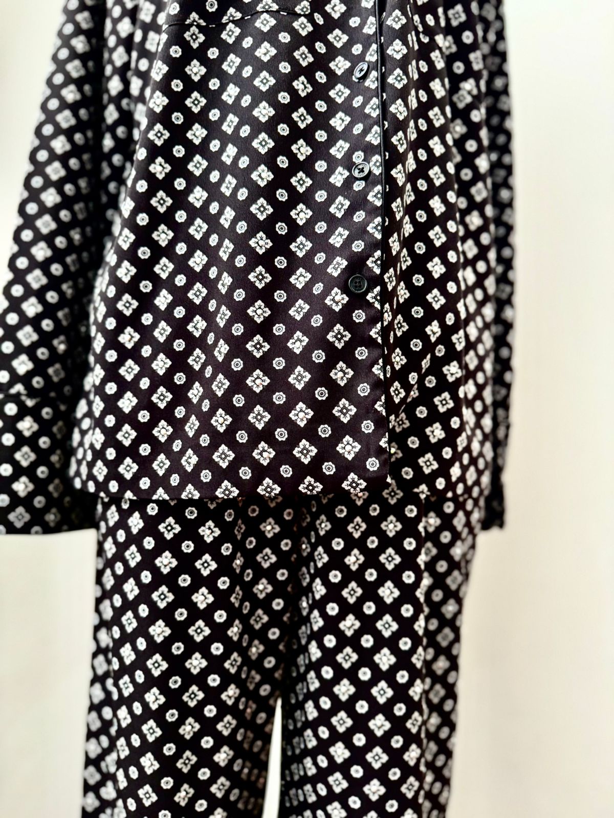Michael Kors Studded Medallion Set