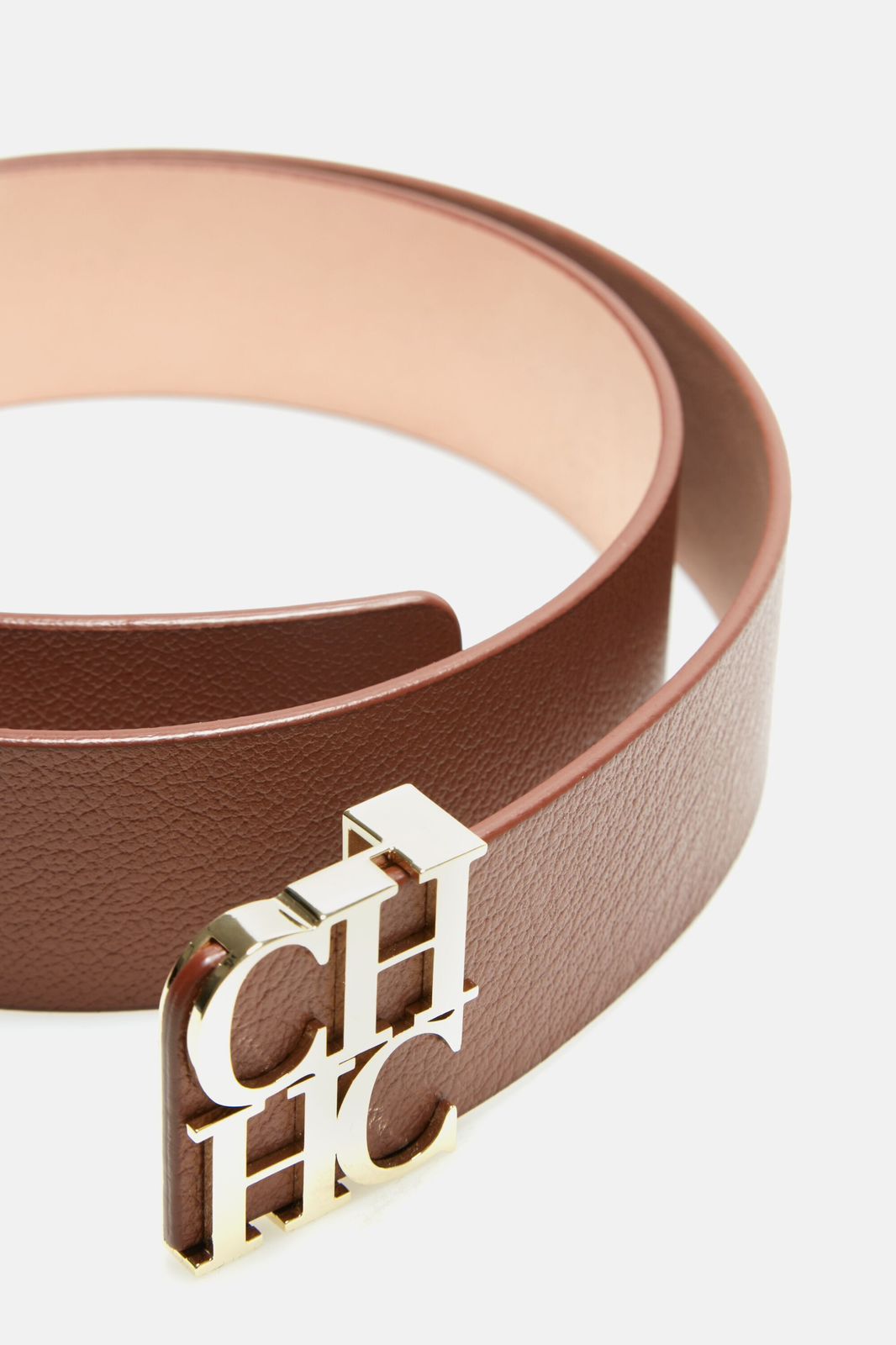 Cinturon Carolina Herrera Piel Sequoia Hebilla con las Iniciales CH bañada en oro Chiaro